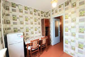 квартира за адресою Саласюка, 64