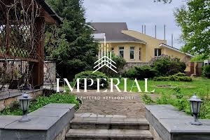 будинок за адресою Українських Героїв вул. (Мічуріна)