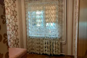 квартира за адресою Рівне, Кулика і Гудачека вул. (Макарова), 36