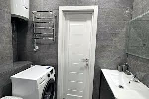 квартира за адресою Академіка Сахарова вул., 9