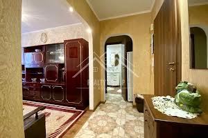 квартира за адресою Петра Дорошенка вул. (Блюхера), 3