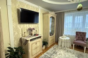квартира за адресою Івасюка вул., 17
