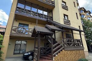 коммерческая по адресу Братьев Михновских ул. (Московская), 37
