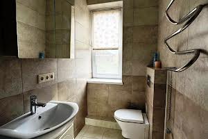 будинок за адресою Підгородне, Майська, 48