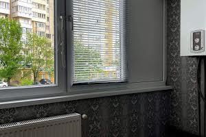квартира за адресою Тролейбусна вул., 15