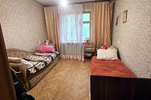 квартира за адресою Євгена Чикаленка вул., 70