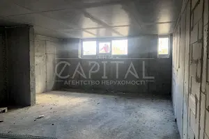 комерційна за адресою Машинобудівників вул., 2