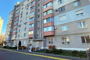квартира за адресою Автокразівський бульв., 22