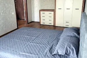квартира за адресою Міцкевича вул., 9