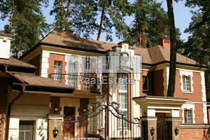будинок за адресою с. Романків, Лісова вул.
