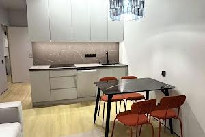 квартира за адресою Крайківського, 1А