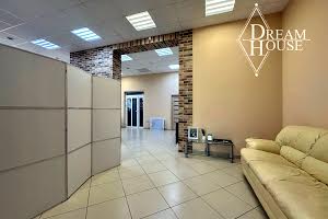 комерційна за адресою Кобзаря вул., 29а