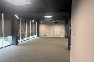 комерційна за адресою Товарна вул., 1