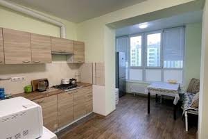 квартира за адресою Бакинська вул., 1
