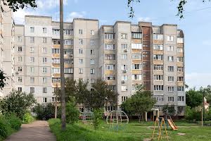 квартира за адресою П'ятницька вул., 63