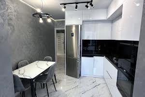 квартира по адресу Андрея Мельника ул., 10