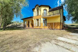 дом по адресу с. Вишенки, Лесі Українки, 1