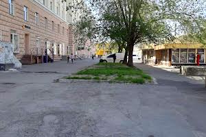комерційна за адресою Дмитра Яворницького просп. (Карла Маркса), 121а