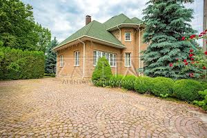 будинок за адресою смт. Козин, Лугова вул.