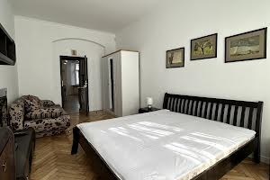 квартира за адресою Меретина, 9