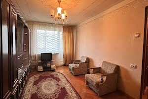 квартира за адресою Симоненка вул., 1
