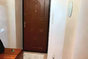 квартира за адресою Тролейбусна вул., 5