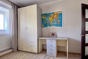 квартира за адресою Квартальна вул., 3