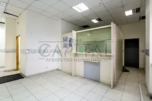 коммерческая по адресу Миколы Бажана просп., 12