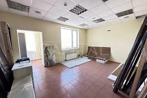 комерційна за адресою Небесної Сотні вул. (Паризької Комуни), 57А