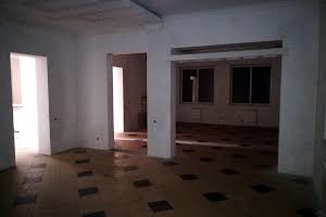будинок за адресою Незалежності