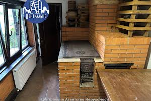 комерційна за адресою Вижницька, 1