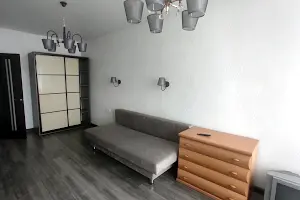 квартира за адресою Перлинна вул., 53