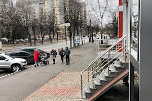 комерційна за адресою Перемоги вул., 52