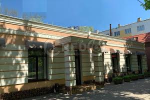 комерційна за адресою Степана Тильги, 3А