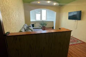 квартира за адресою Академіка Александрова вул., 9