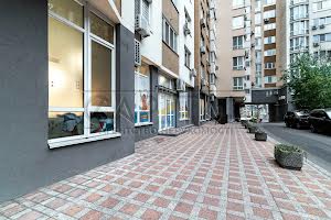 комерційна за адресою Деміївська вул., 13