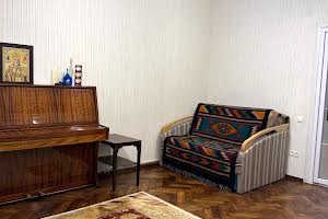квартира за адресою Дмитра Донцова вул. (Котовського), 5