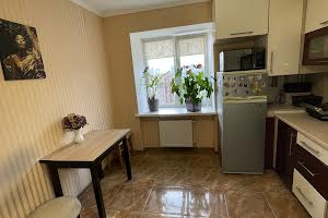 квартира по адресу Будівельників ул., 2