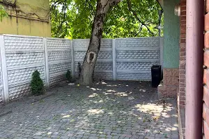 коммерческая по адресу Главная ул., 144