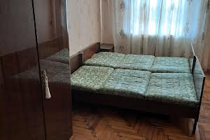 квартира за адресою Дмитра Апухтіна вул., 25