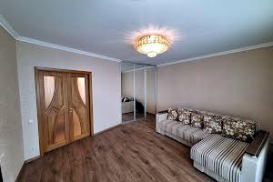 квартира по адресу Будівельників ул., 3