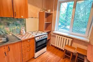 квартира за адресою Космонавтів вул., 44