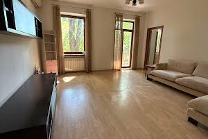 квартира за адресою Уютная, 1