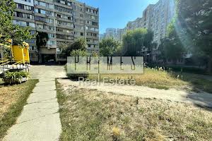 комерційна за адресою Микільсько-Слобідська вул., 6/2