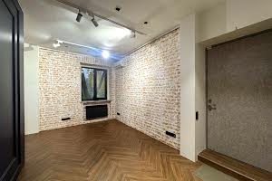 комерційна за адресою Прорізна вул., 3