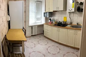 квартира за адресою Якова Новицького вул., 7