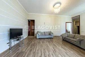 квартира за адресою Богдана Хмельницького вул., 32