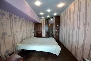 квартира за адресою с. Котляри (Комунар), Миру, 8