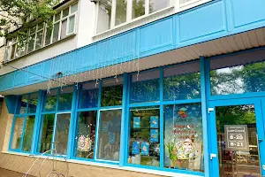 комерційна за адресою Українських Перемог вул. (Перемоги), 2