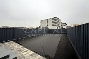 будинок за адресою Шкільна вул., 4